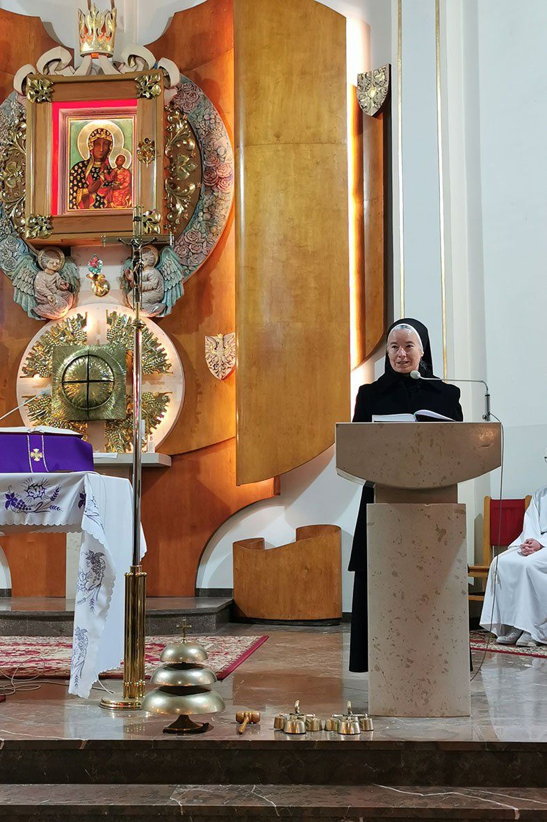 Fahrten zu den Priestersonntagen